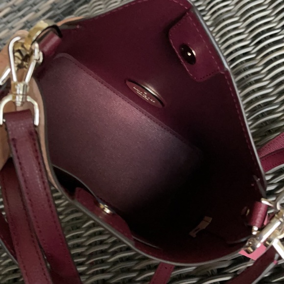 Kate Spade Darcy Small Bucket Crossbody - Picture 8 of 16